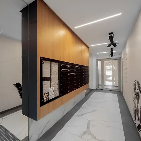 Z Duzym Tarasem W Centrum Krakowa *