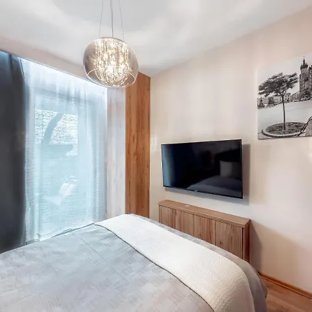 Z Duzym Tarasem W Centrum Krakowa *